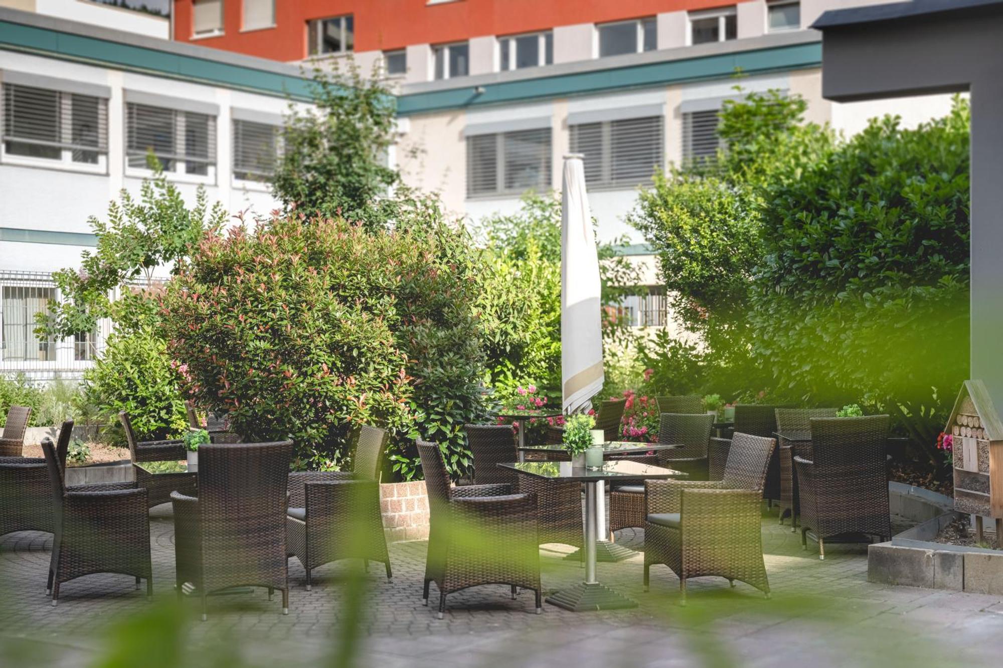Leonardo Hotel Heidelberg City Center Exterior foto